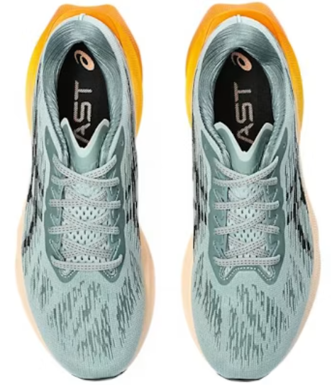 ASICS Novablast 3