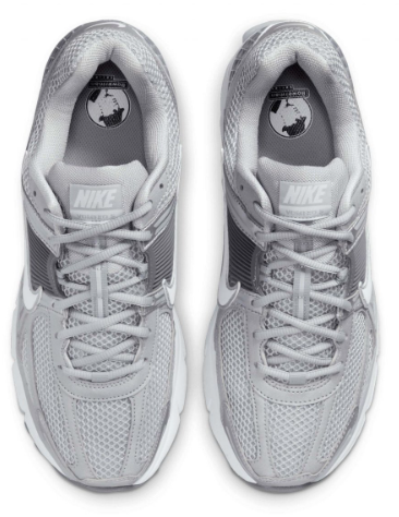 Nike Zoom Vomero 5